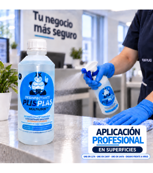 Aplicación profesional de Desinfectante PLIS PLAS Multiusos Pro en superficies
